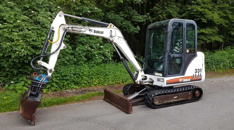 Bobcat 331 – Boîte à fusibles