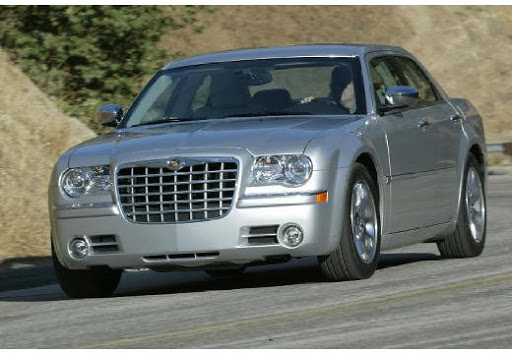 Chrysler 300 mk1 (2004-2010) – spécifications des ampoules