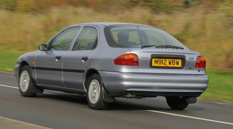 Ford Mondeo I (1992-1996) – batterie