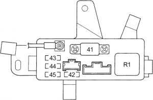 Deuxième boîte à fusibles du compartiment moteur des Honda Accord 1994-1997.