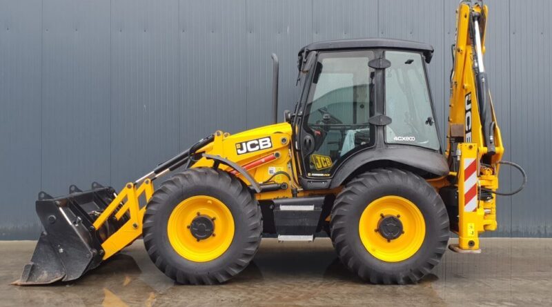 JCB 4CX – Boîte à fusibles