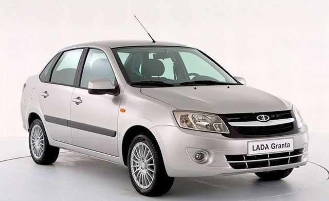 Lada Granta (2011-2021) – boîte à fusibles