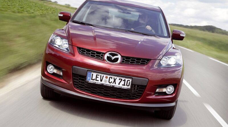 Mazda CX-7 (2006-2012) – boîte à fusibles