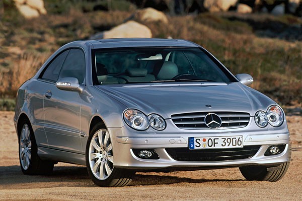 Mercedes-Benz CLK W209 (2002-2010) – Boîte à fusibles