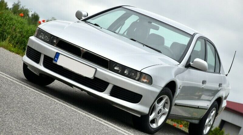 Mitsubishi Galant VIII (1996-2006) – boîte à fusibles