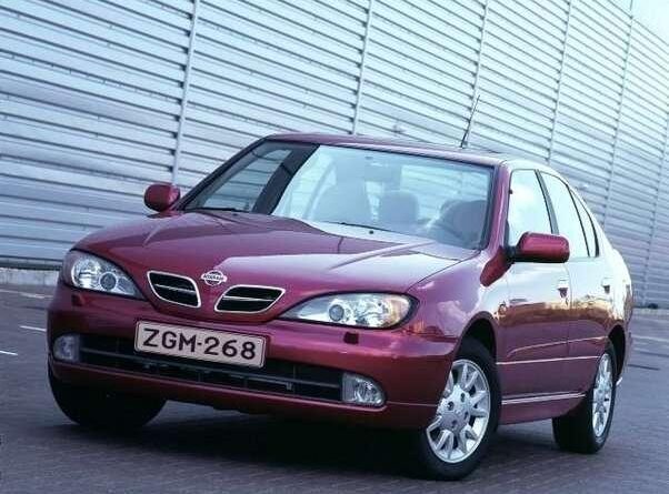 Nissan Primera II (P11) (1996-2002) – batterie