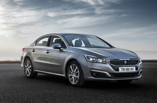 Peugeot 508 (2010-2019) – boîte à fusibles