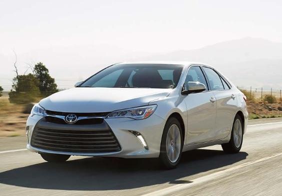 Toyota Camry VIII (depuis 2011) – batterie