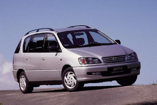 Toyota Picnic (2001-2009) – boîte à fusibles