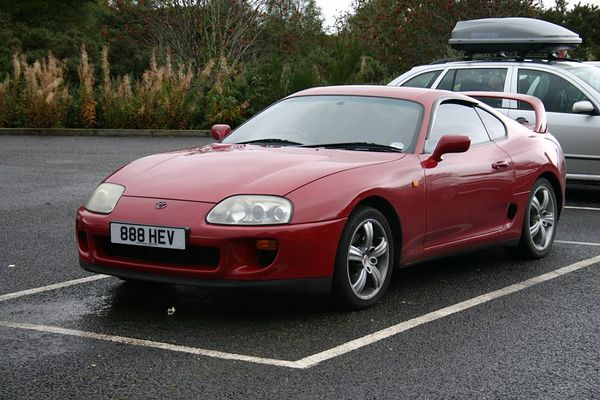 Toyota Supra IV (1992-2002) – boîte à fusibles