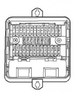 Support de fusible D dans le boîtier électronique du compartiment moteur avec connecteur.
